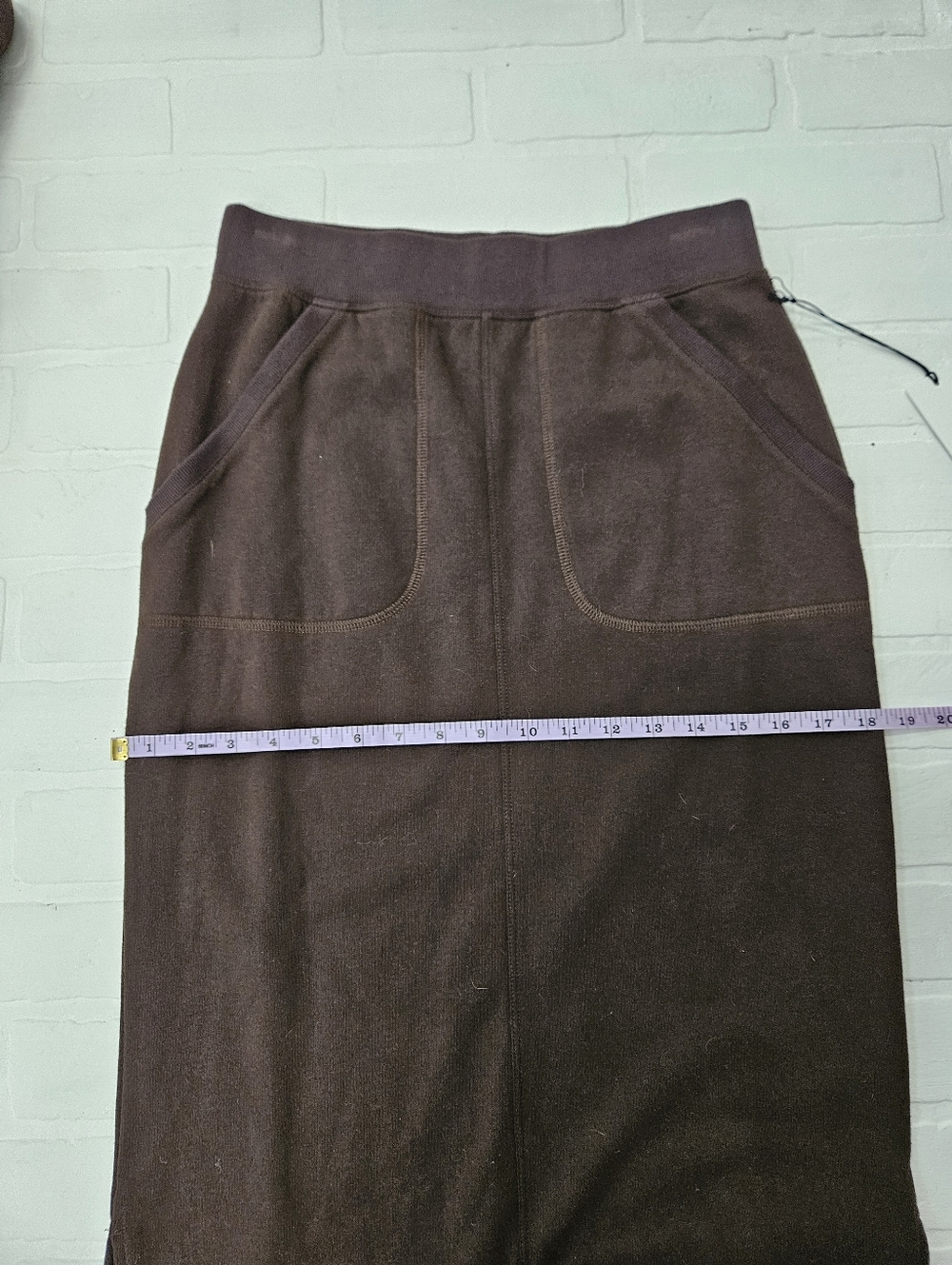 Set Of Two Sweatshirts And Skirt - Picture 3 of 14